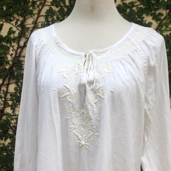 LRL Lauren Jeans white cotton summer blouse with floral embroidery and neck ties - Picture 5 of 11